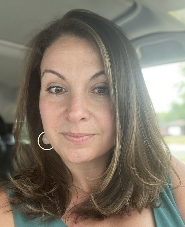 <em>isabella L.</em>